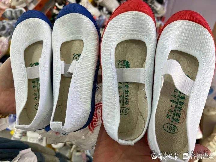 曾经人手一双！山东人独家“时尚单品”又火了！有店家日销上千双