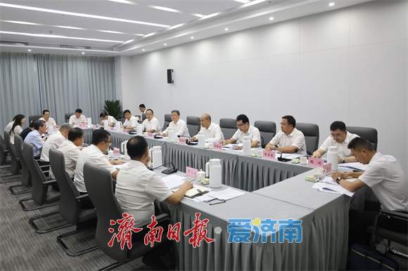 于海田调研规上服务业运行时强调:持续深化精准为企服务 全面推进服务业扩能提质