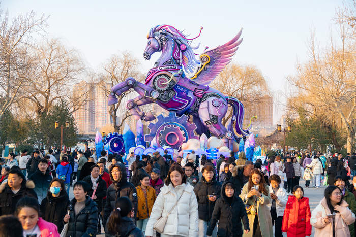 泉城年味新地标！正月初一到初六，明湖市集承包济南人的新春快乐
