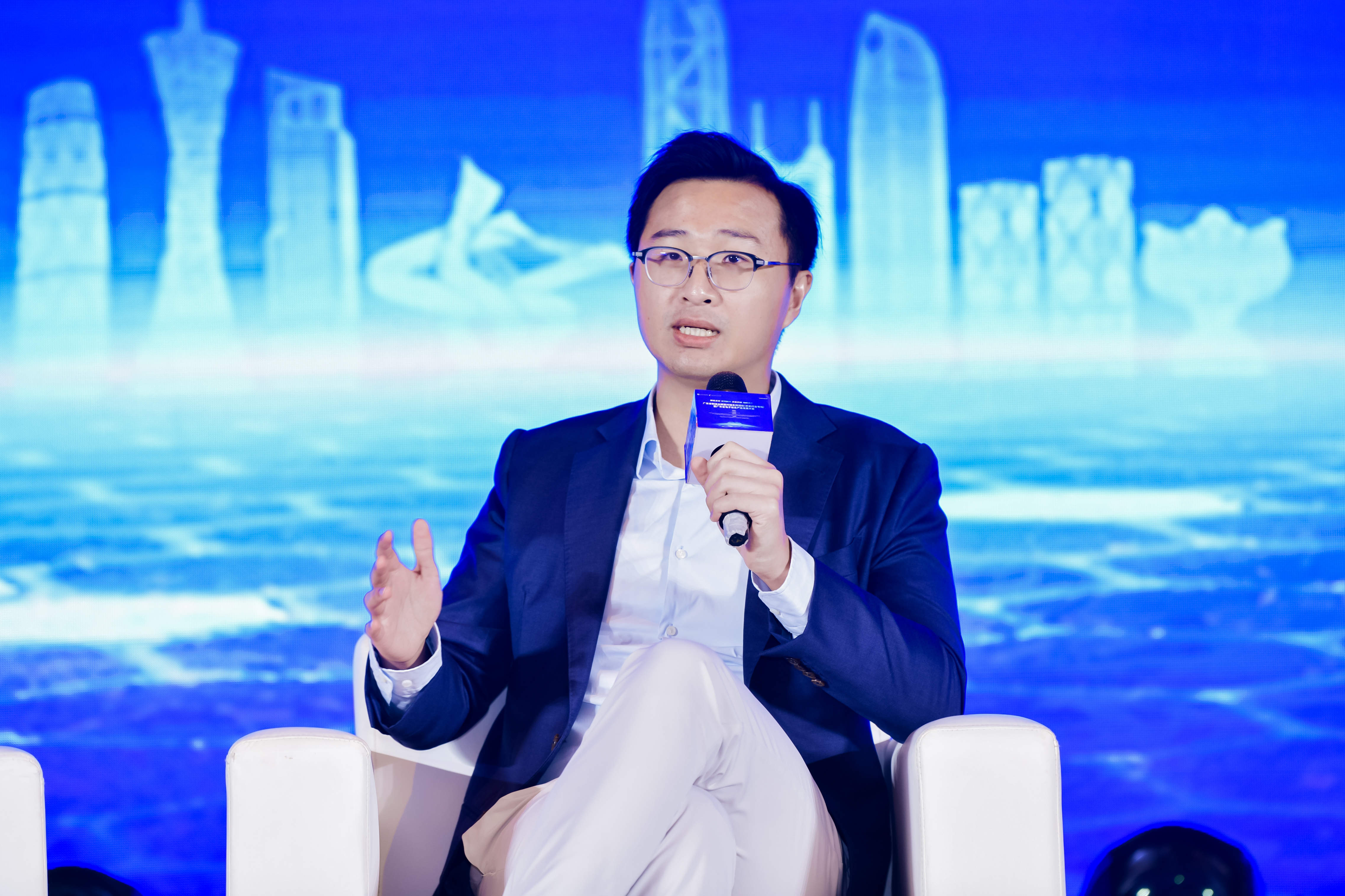 伯恩光学连续三届入选“广东电子信息制造业百强”