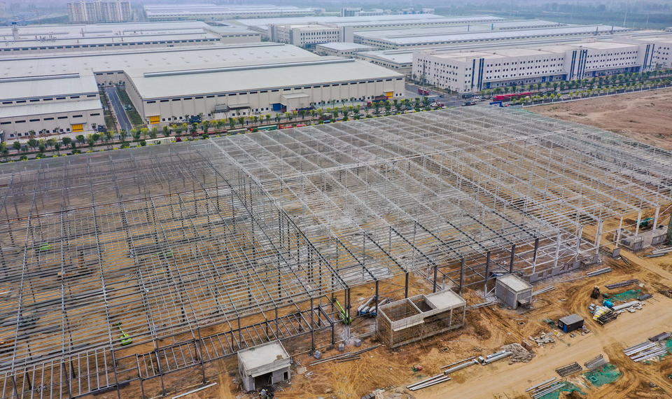 项目强省会｜济南起步区比亚迪新厂区建设日新月异，一批新厂房正拔地而起