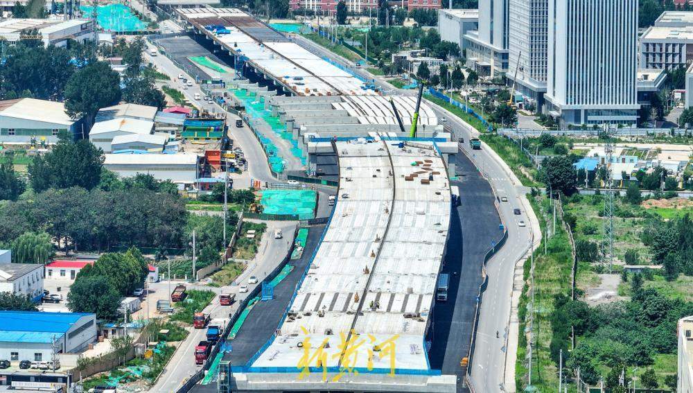 工业北路快速路东延建设推进 高架长龙初步显现