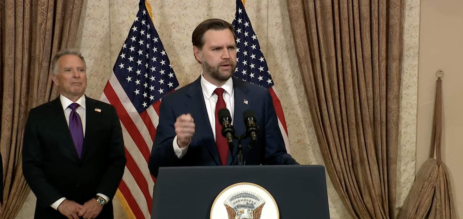 面谈两小时 双方“情绪起伏很大” 美伊谈判细节披露