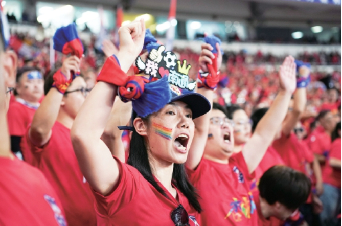 首届“苏超”落幕，热情永不消逝