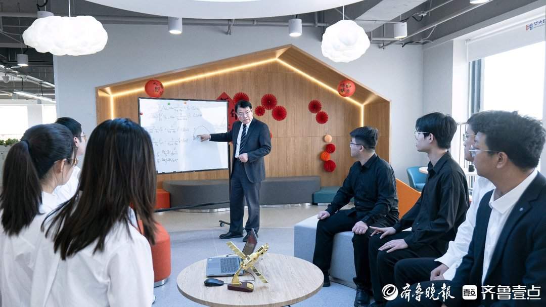 一张车票拉回海归专家，济南用十五年为国产工业软件筑基
