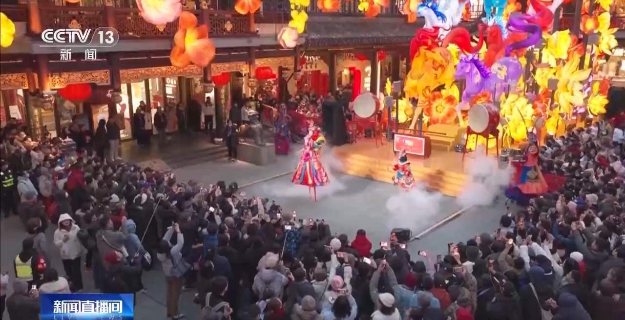 到中国过年成热潮 海南春节出入境客流将增24%