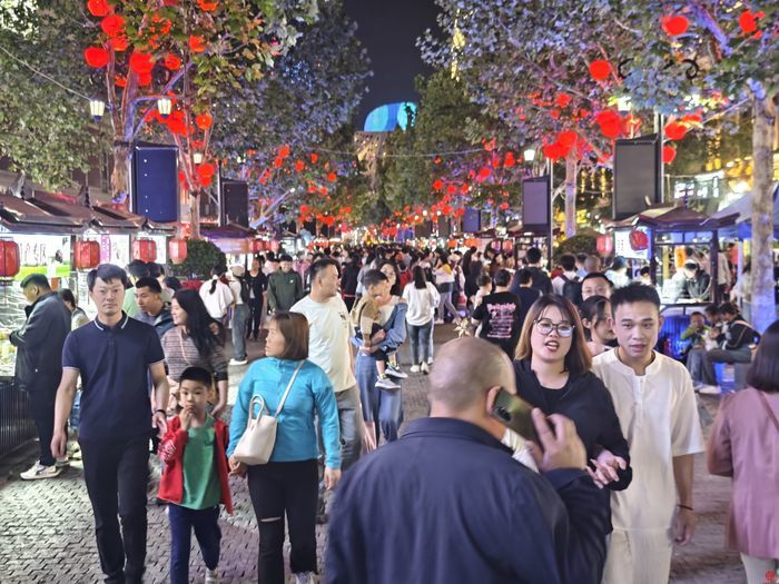 五一假期首日这里人气爆棚