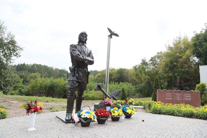 金秋里，听历史的声息拂过耳畔