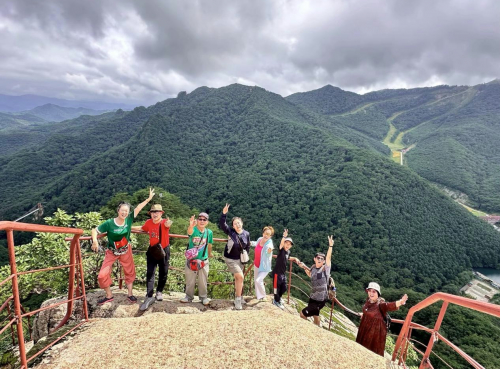 从服务到陪伴：幸福万家旅行社让定制家庭旅游更有温度