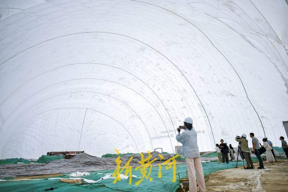 直击济南首个基坑气膜 3万平方米“静音巨罩”内部原来长这样……