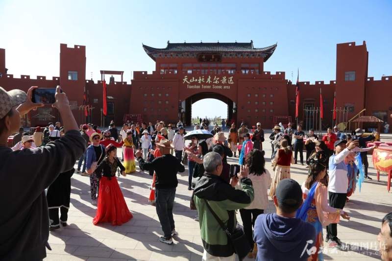 新疆是个好地方丨“五一”假期新疆旅游热度高