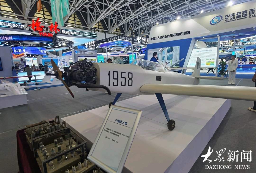 工业母机、国潮琉璃、人工智能……山东好品“上新”丝博会