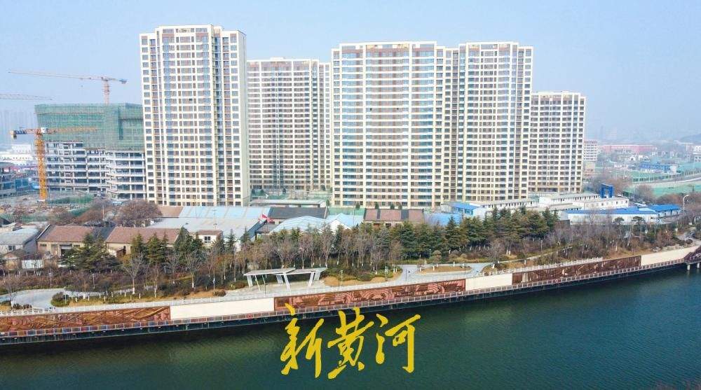 王炉北辛城中村安置房 数栋高层住宅楼矗立小清河畔