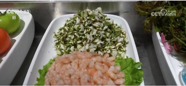 把春日鲜花入馔 时令“漂亮饭”将生活仪式感拉满