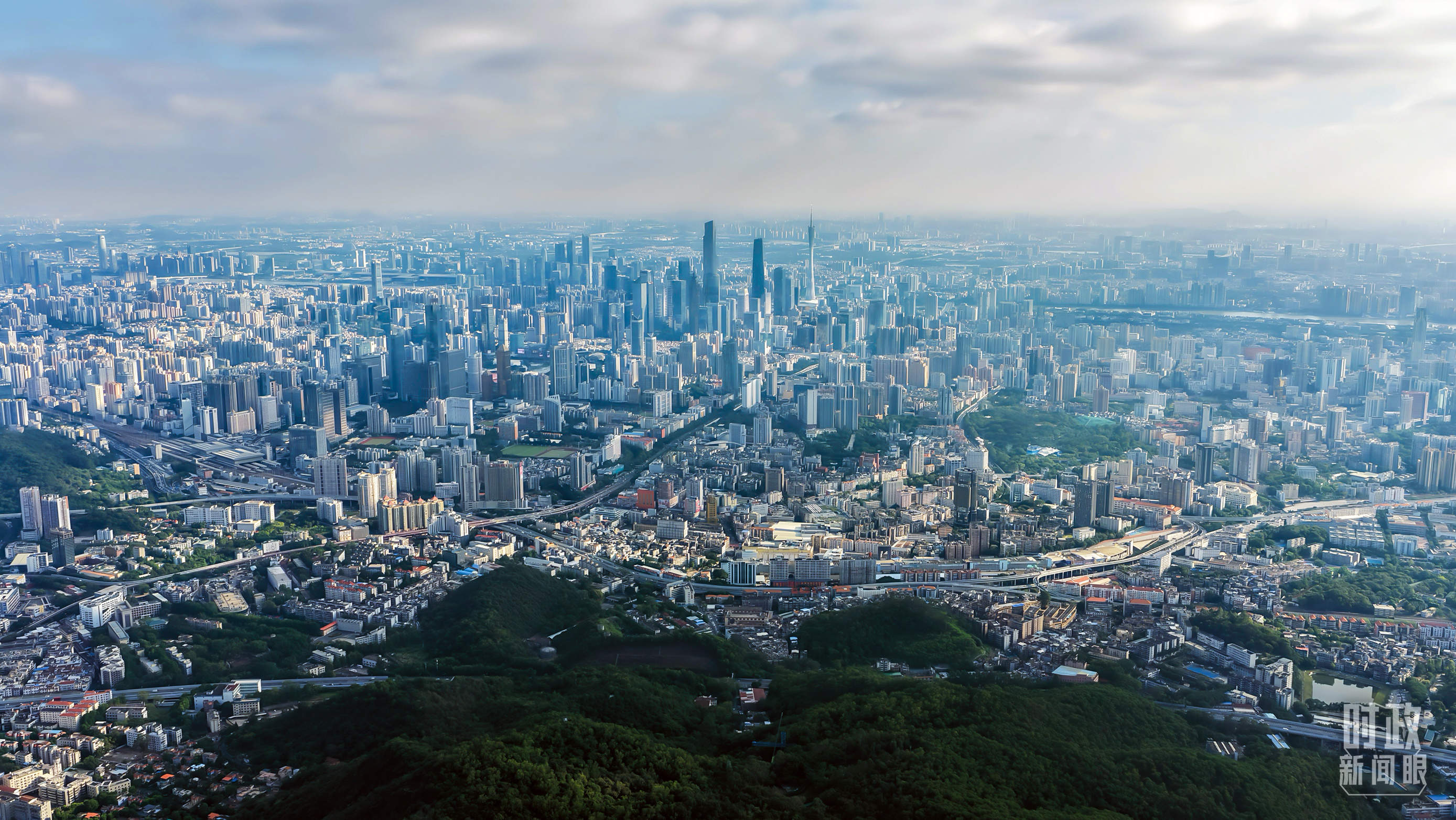 时政新闻眼丨四中全会后首次考察,习近平来到广东梅州