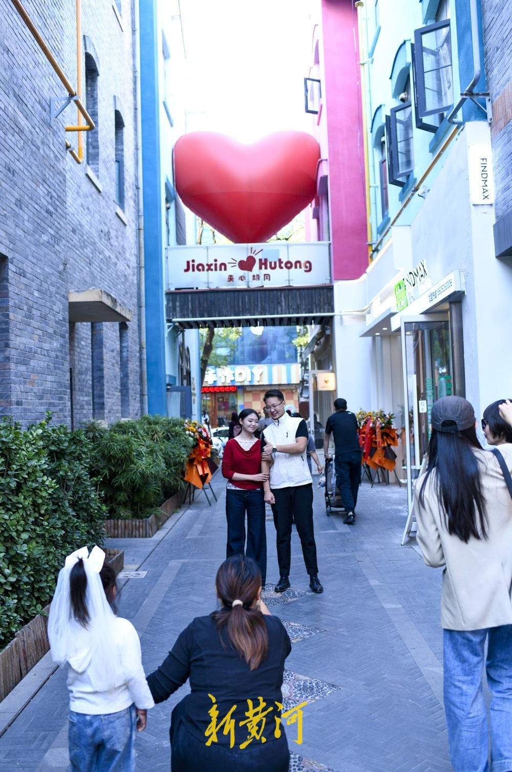 网红打卡点吸引客流,济南老商埠焕发出蓬勃的青春活力