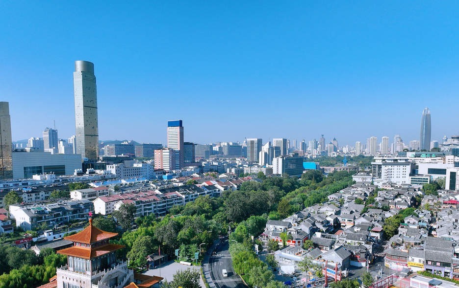 碧空如洗美如画！泉城的秋天颜值在线