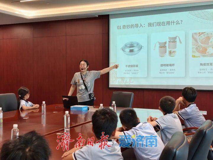 指尖复刻古面具 邂逅青铜千年韵