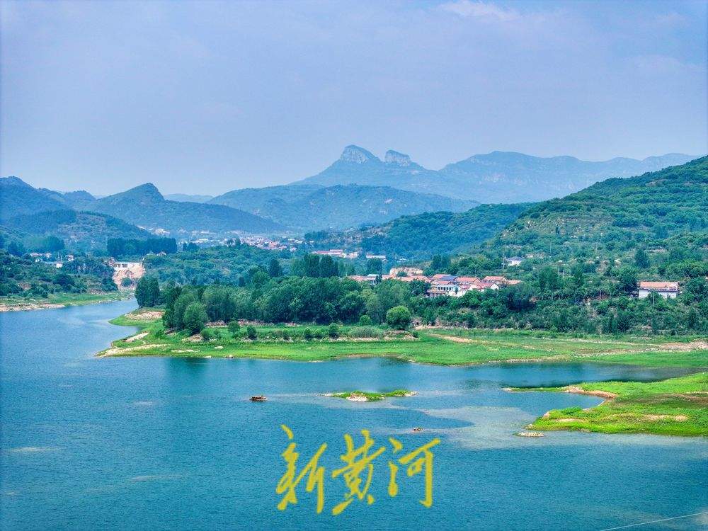 一池碧波映青山！章丘垛庄水库的盛夏生态画卷