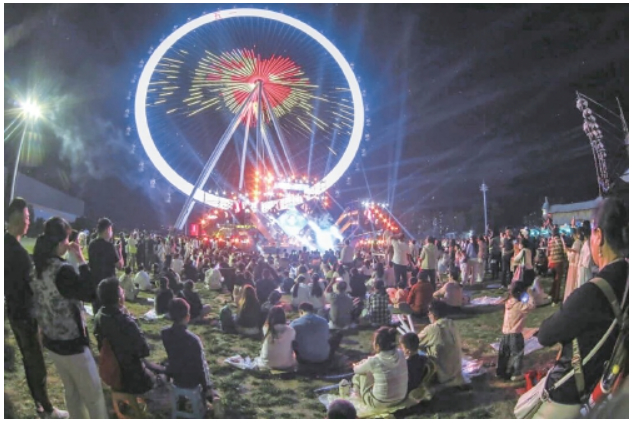 把济南的烟火谱成歌曲,山大路85号,不只是一个小酒馆