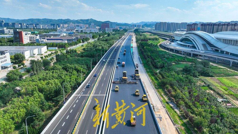 济南东绕城高速改扩建，车道“四改八”初具规模