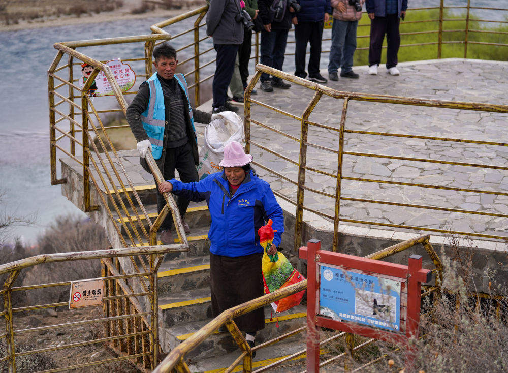 镜观·回响|擦亮兴边富民的“桃花村”品牌
