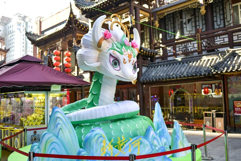 “泉”在濟南冬游記|商埠花燈會落戶大觀園,荷花環繞李清照成主角