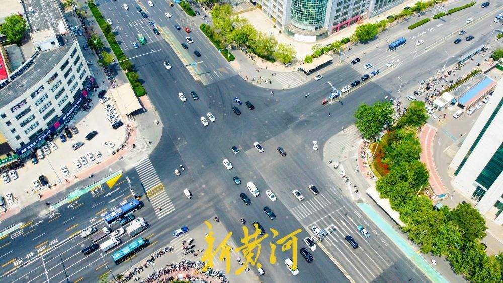 济南地铁4号线营市街站附近，平坦道路“丝滑”回归