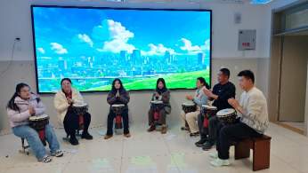 “芳华周年 共谱新章”济南市槐荫区博睿学校2026年新年联欢会圆满举行