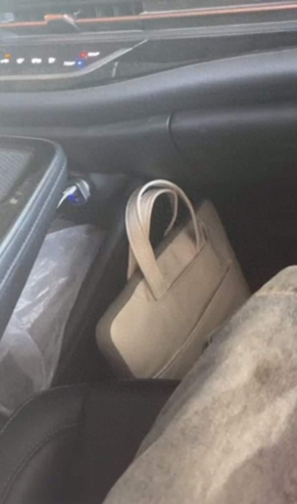 奇葩!女生打车遭遇司机尬聊隐私话题 这司机也太没分寸了