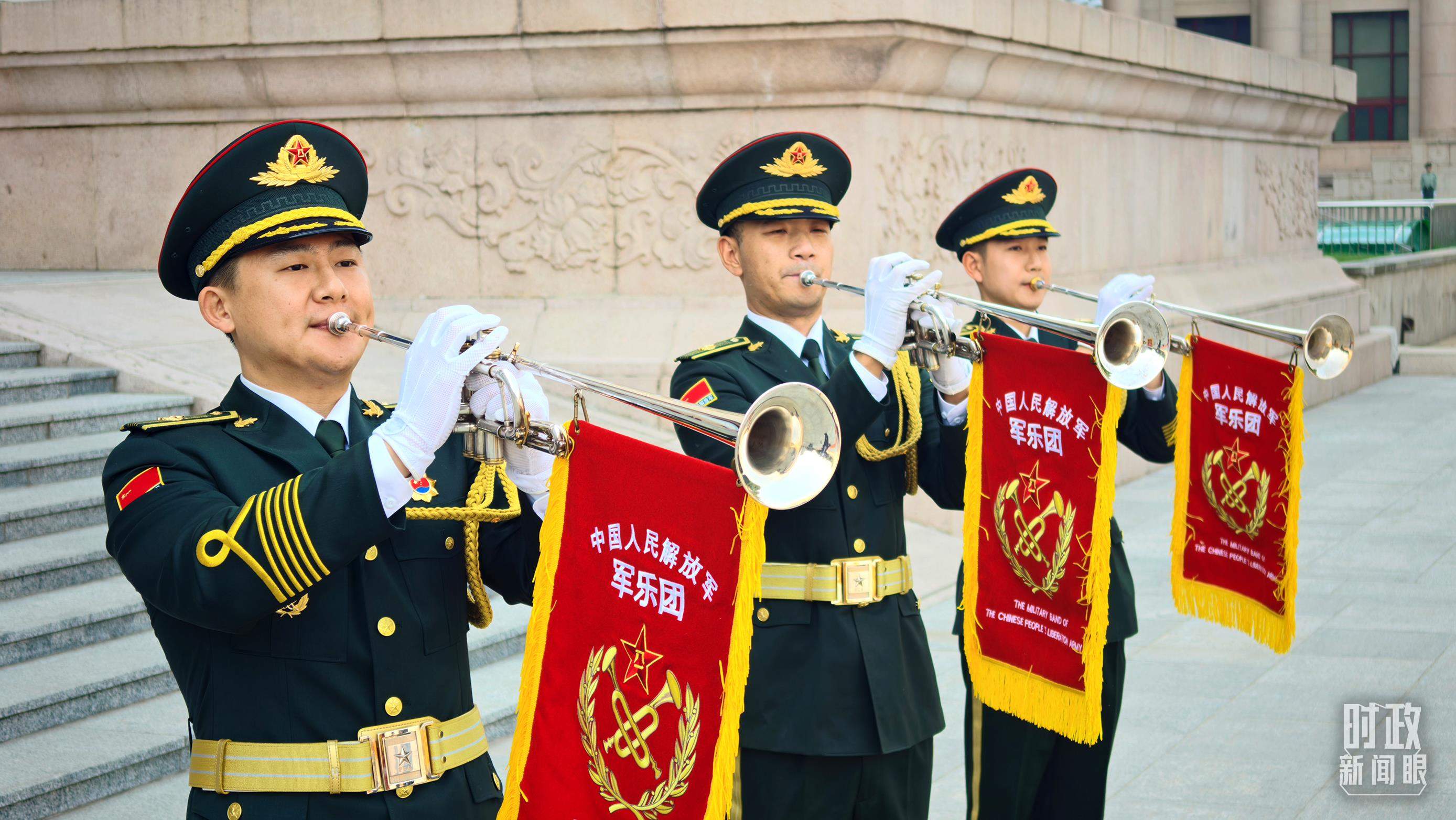 时政新闻眼丨一天三场会晤，习近平同外方领导人谈了什么？