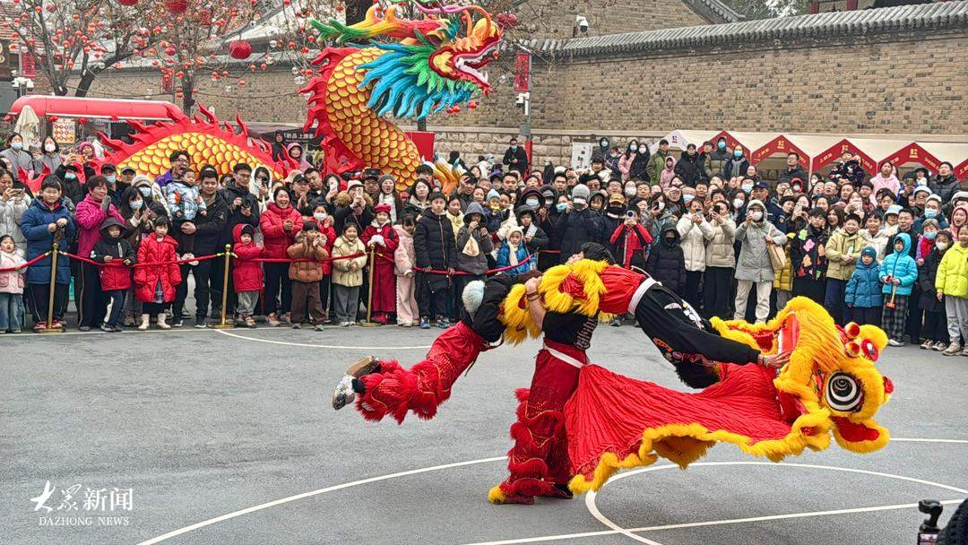 济南上新街舞狮｜非遗×街舞，元宵最燃名场面
