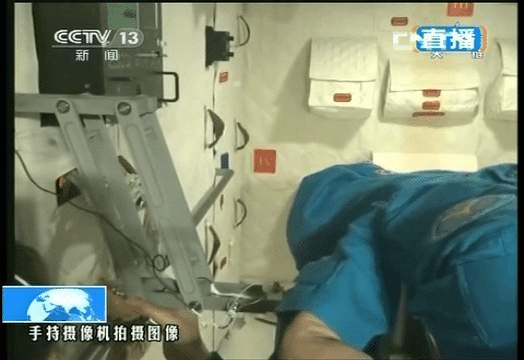 航天员在太空如何量体重 亿点点物理知识和科技手段