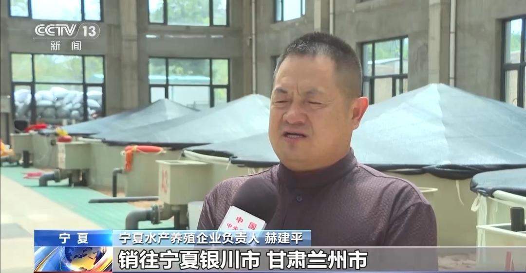 开渔期赶海忙!山东各大鲜活海产“游”进市场