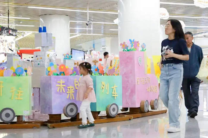“流动的儿童艺术馆”来啦！济南儿童艺术作品亮相100座地铁站
