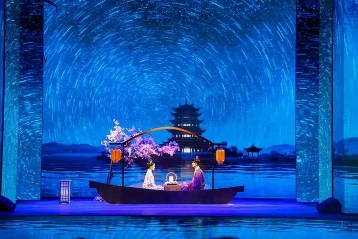 趵突泉灯会持续至正月二十，大明湖、五龙潭公园再延两周