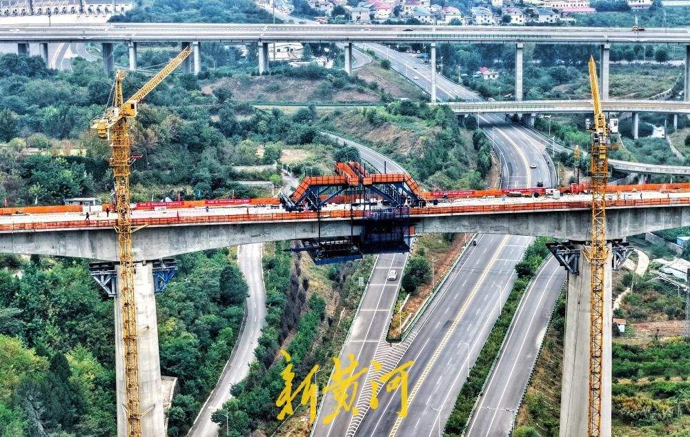 两座连续梁同日合龙！济枣铁路建设取得新进展