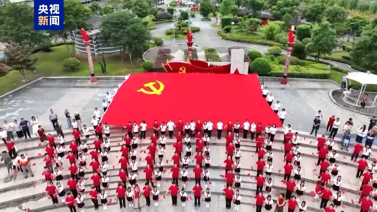 焦点访谈丨理论品格固根基——思想的力量