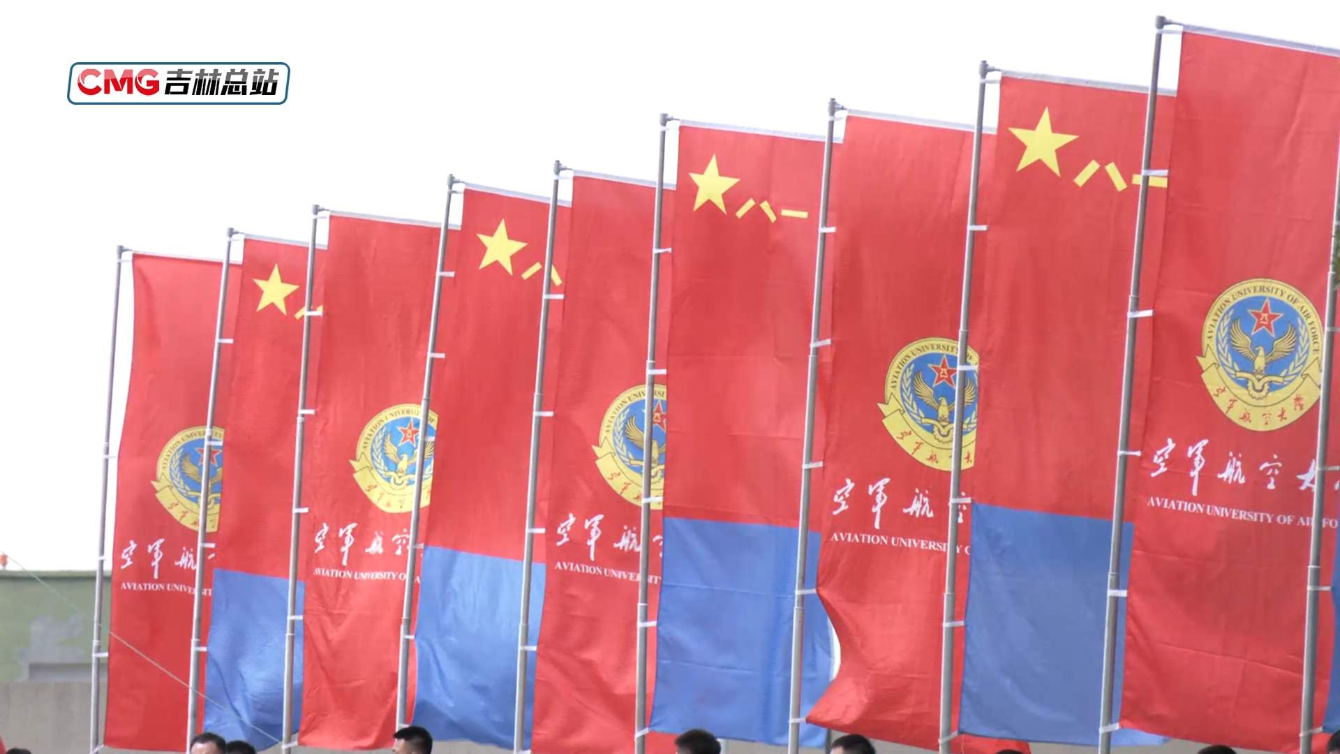 雏鹰入列！运-20分别从济南等6个城市接新兵“上学”