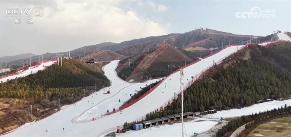 “冷资源”持续释放“热效应” 冰雪经济蕴含巨大商机激荡消费活力