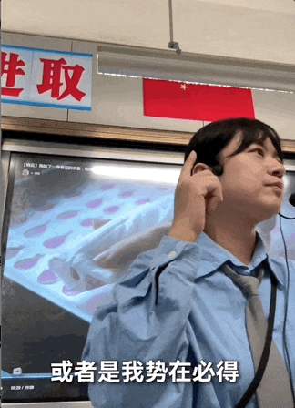 当孩子满口“包的”“666” 老师的做法全网点赞！