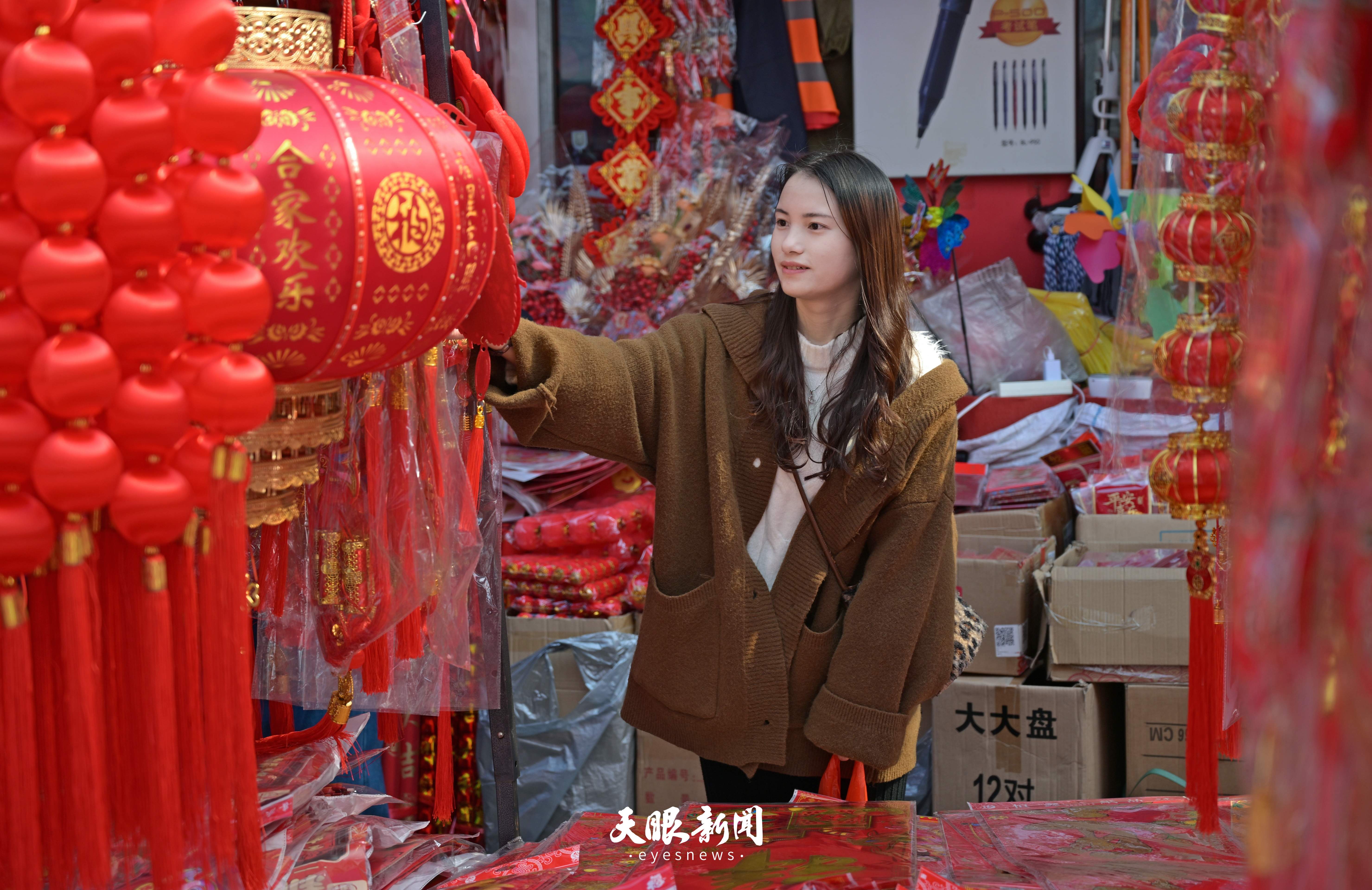 【新春走基层】一趟开往春天的列车——浙江返黔公益专列跟车记