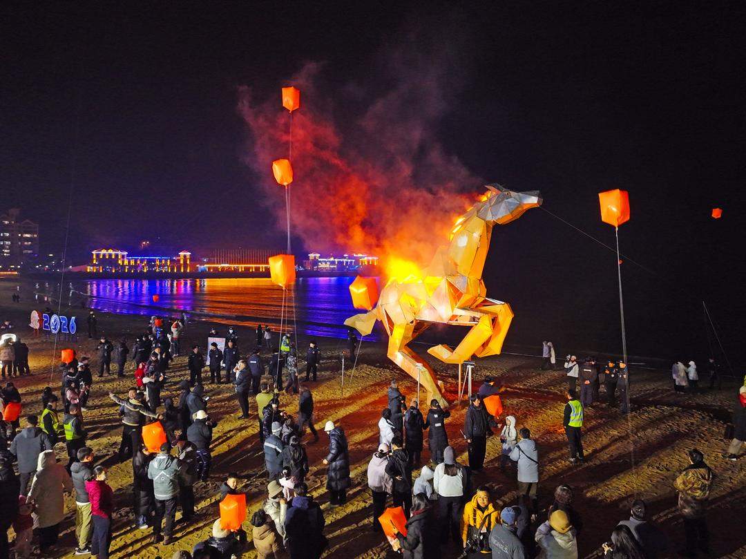 新春走基层丨车水马龙 齐鲁迎客来