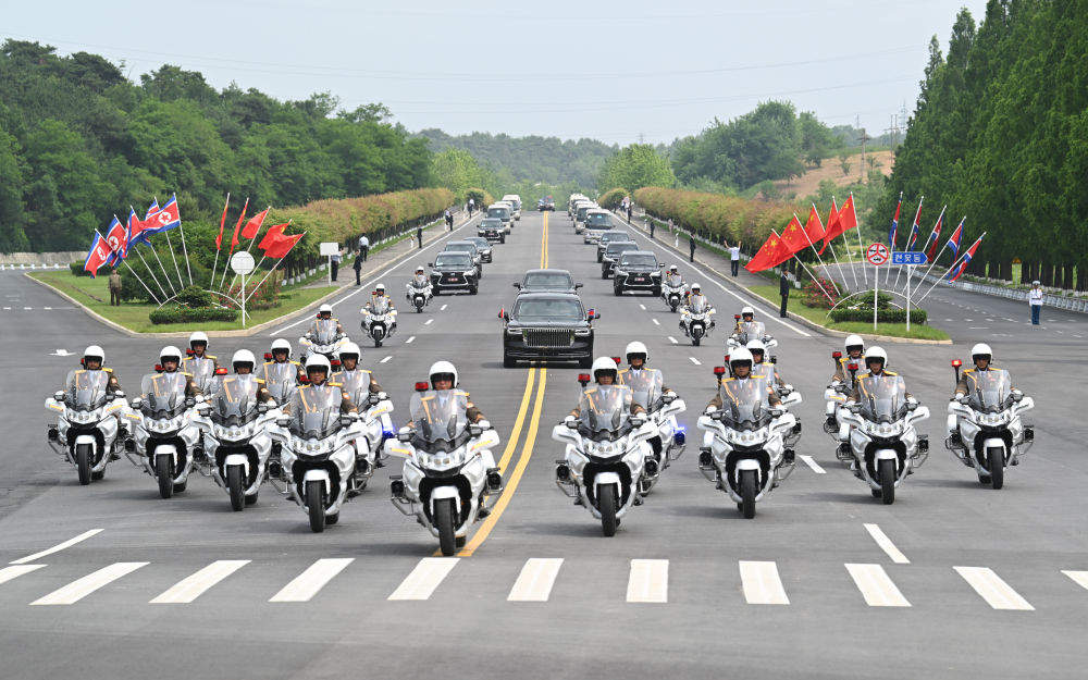 高清大图｜金正恩为习近平举行欢送仪式
