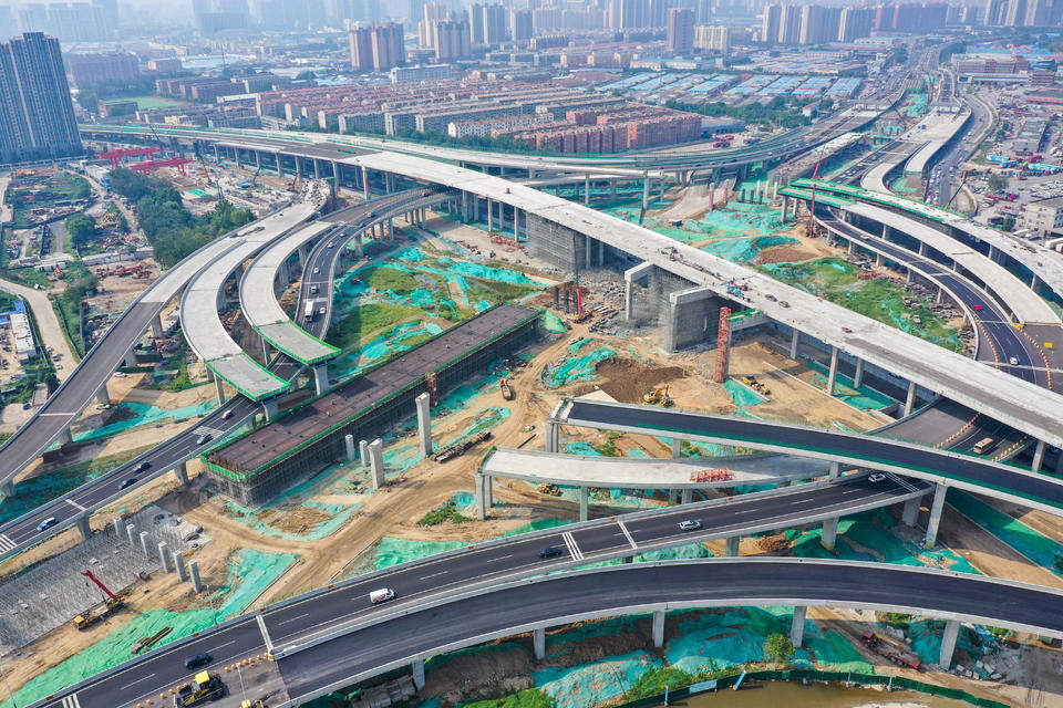 济南零点立交南北向主桥“牵手”，二环东路和新黄河大桥连为一体