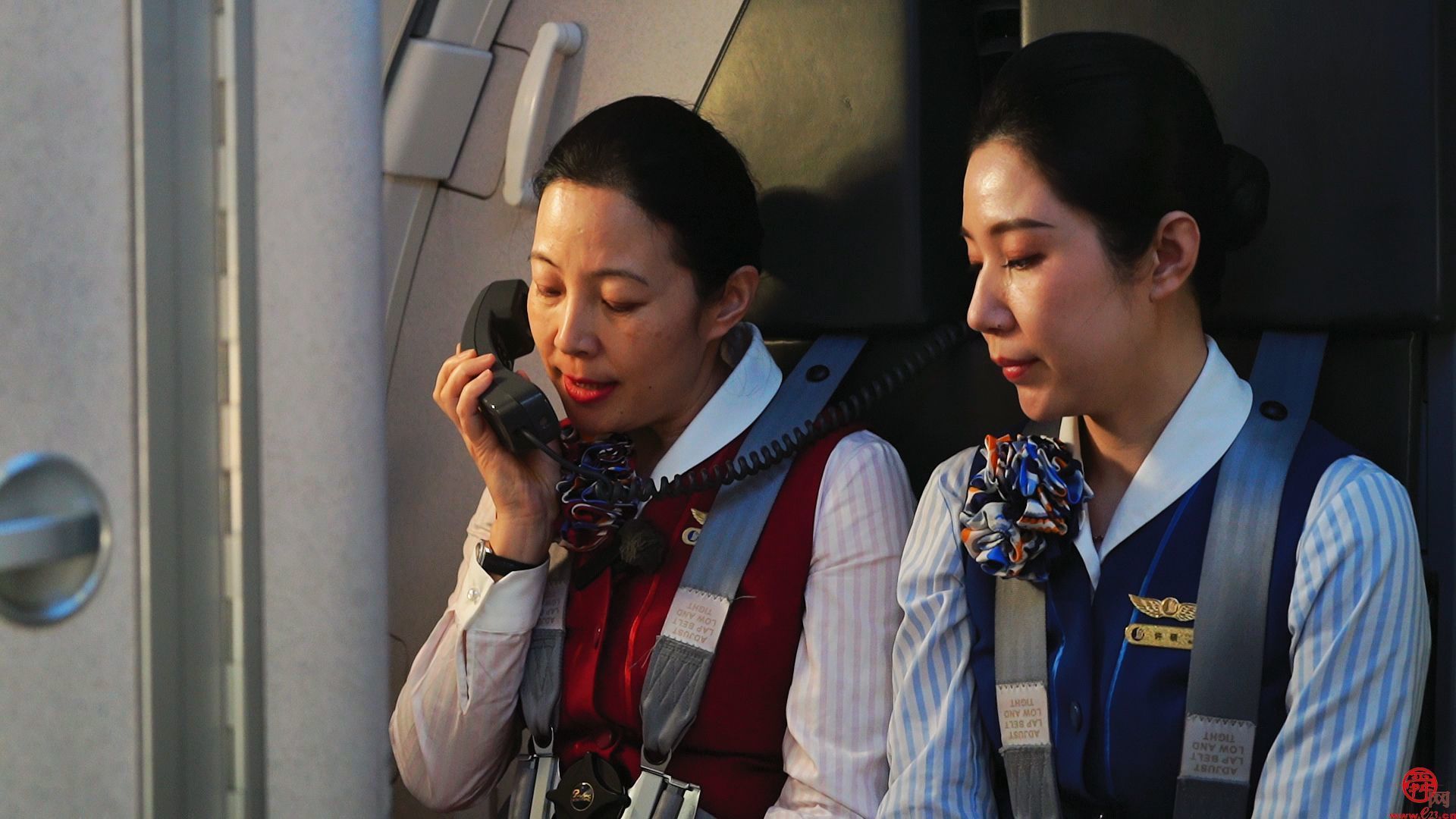 见证民航发展30载!她是山航第一批空姐,"女神节"光荣退休!