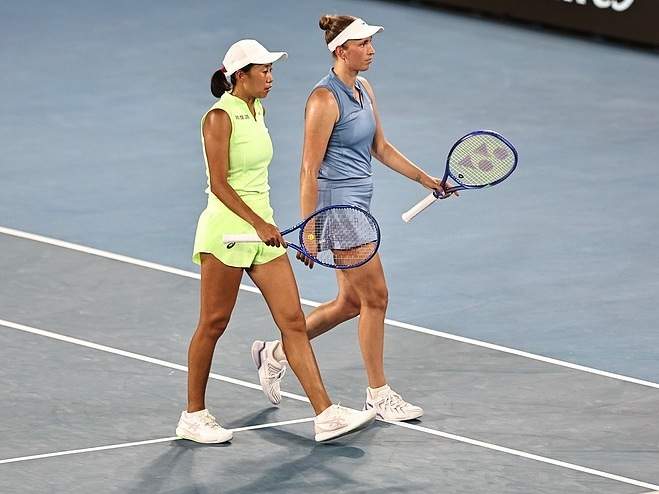 张帅组合成功晋级澳网2026女双八强