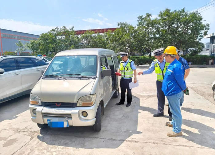 全力防范恶性交通事故，山东专项治理务工务农面包车超员超载