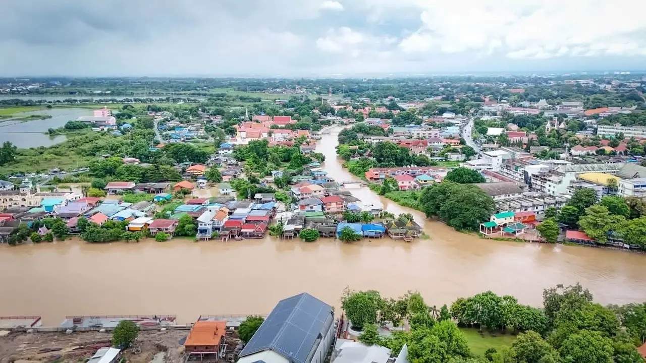 泰国洪灾已致80人死亡 超580万人受影响