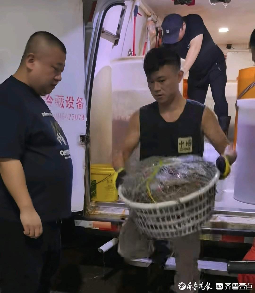 开海后首个凌晨：“鲜”抵泉城！济南“海老板”竞逐“第一口鲜”